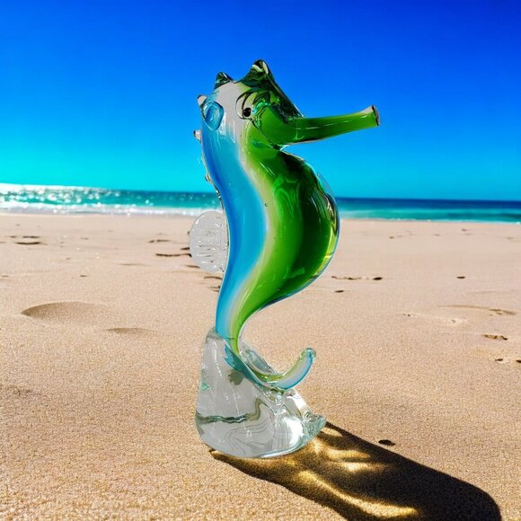 Dynasty Gallery Seahorse Figurine Blown Art Glass Blue Green Seaside Decor 5.75" - Picture 9 of 10
